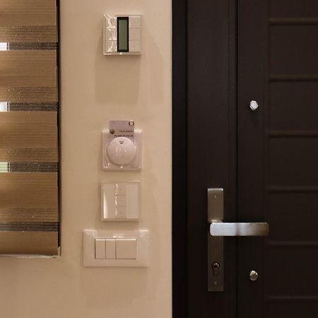 Almyres Luxurious Residences Míloi Esterno foto
