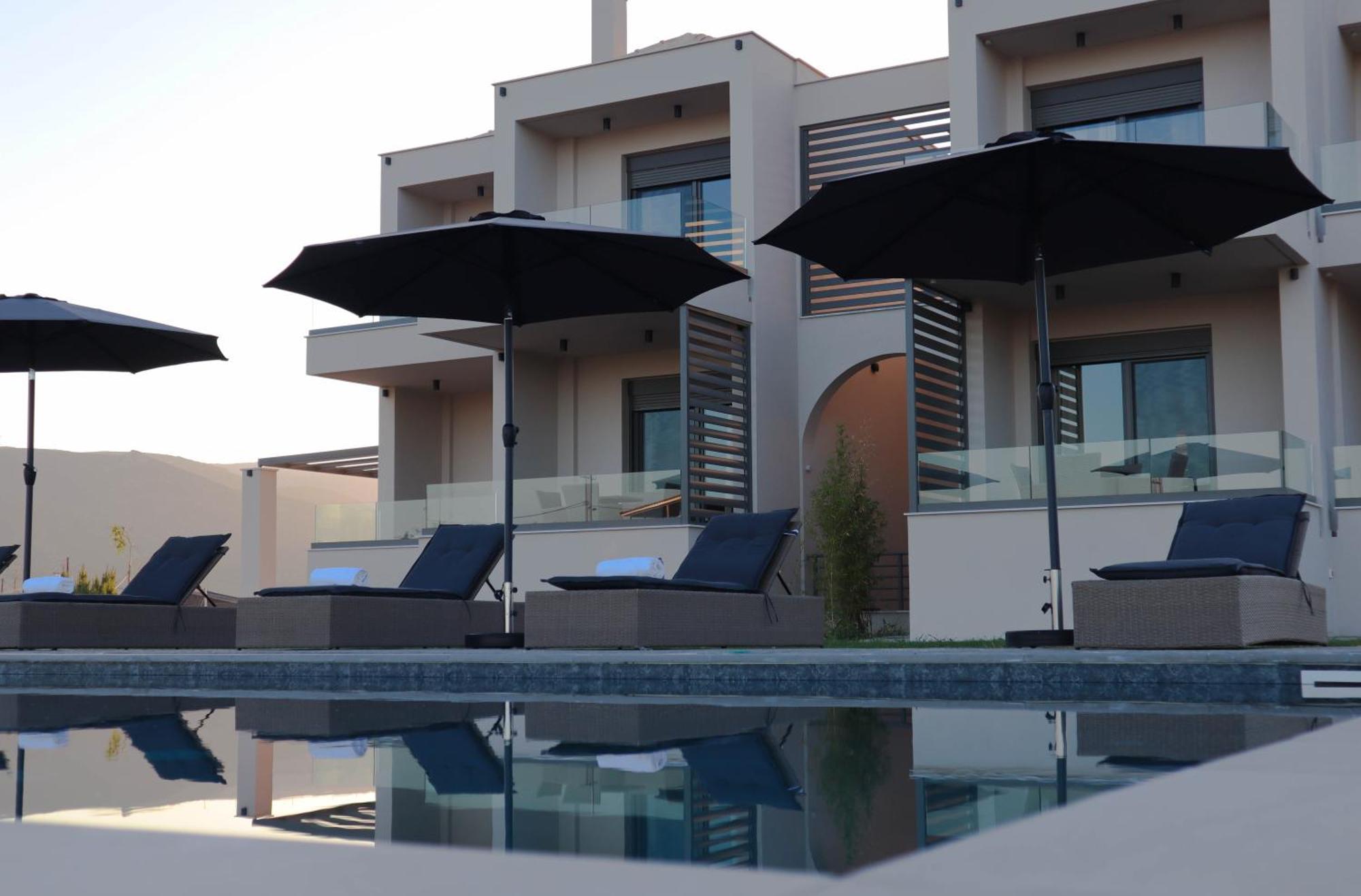 Almyres Luxurious Residences Míloi Esterno foto