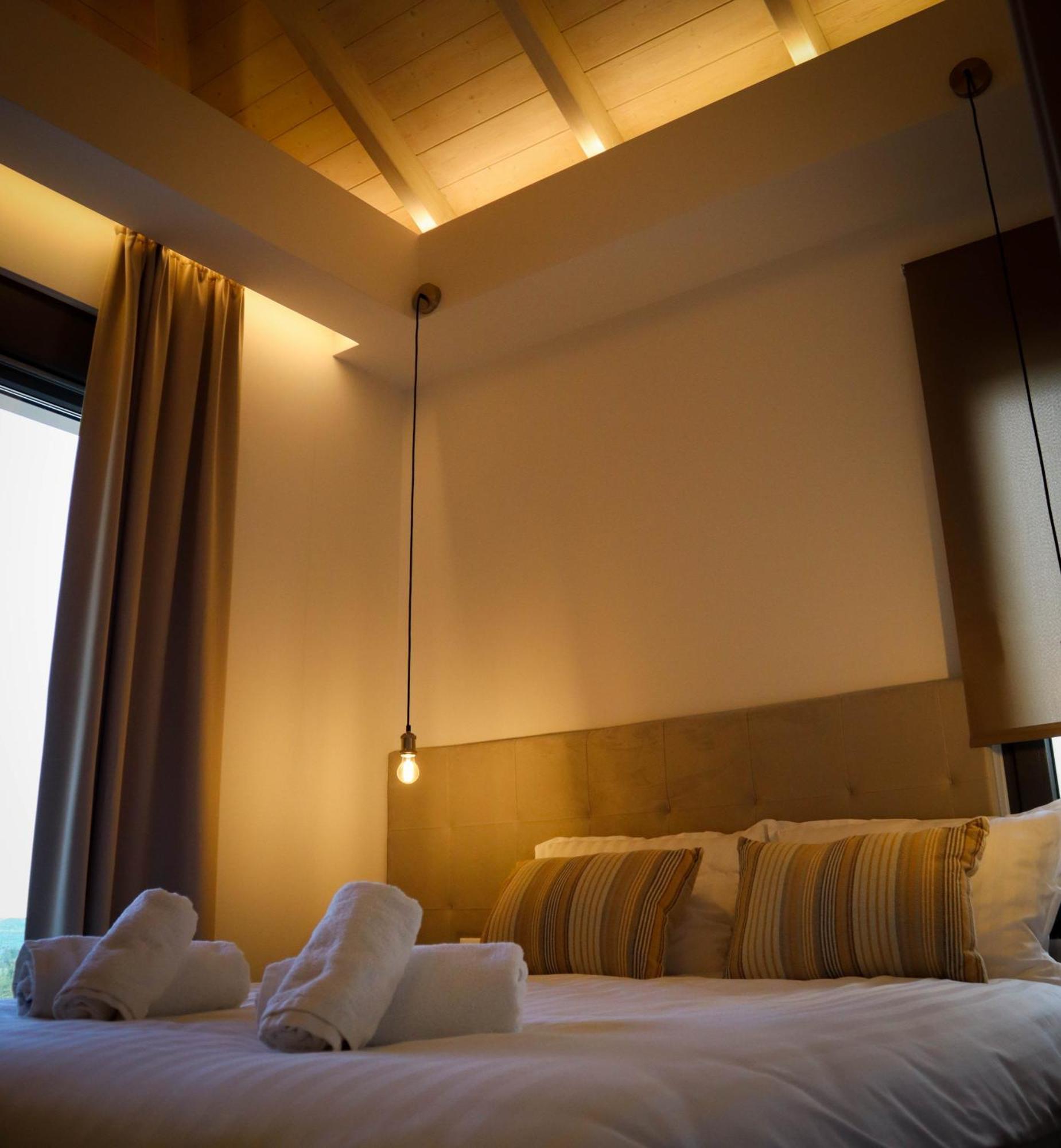 Almyres Luxurious Residences Míloi Esterno foto