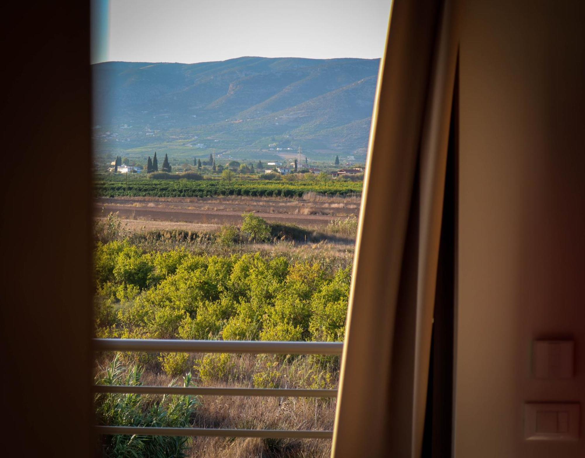 Almyres Luxurious Residences Míloi Esterno foto